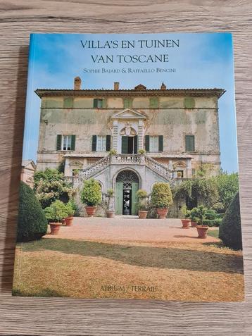 Boek : villa's en tuinen van Toscane / Sophie Bajard