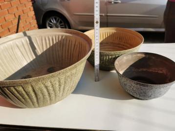 Bloempot kunststof groen en grijs gestipt rond 14x33, 11x25 beschikbaar voor biedingen