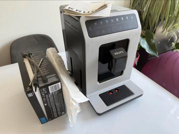 machine a cafe Krups neuf avec tout les accessoires, Enlèvement, Neuf