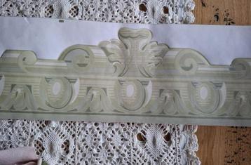 Antieke behangrand met fries, ornament, zacht groene tinten beschikbaar voor biedingen