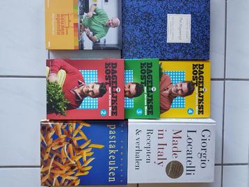 Diverse kookboeken beschikbaar voor biedingen