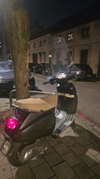 Vespa Piaggio lx 50, Fietsen en Brommers, Scooters | Piaggio, Ophalen, Overige modellen, Klasse A (25 km/u), Zo goed als nieuw