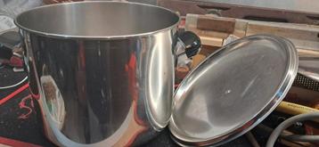 Grote kookpot Lagostina, Maison & Meubles, Cuisine | Casseroles & Poêles, Enlèvement, Utilisé