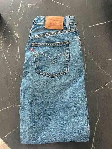 Jeans levi’s beschikbaar voor biedingen