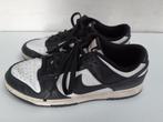 Nike  lage sneakers zwart-wit maat 42,5, Enlèvement ou Envoi, Nike, Porté, Blanc