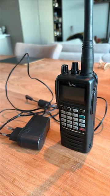 Icom IC-A6 VHF transceiver beschikbaar voor biedingen
