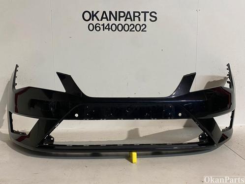 Seat Leon III FR voorbumper 5F0807221M, Auto-onderdelen, Carrosserie, Bumper, Voor, Gebruikt