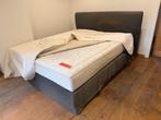 Boxspring Olivier Strelli 2 personen gratis af te halen, Maison & Meubles, Enlèvement, Utilisé, Deux personnes, Gris