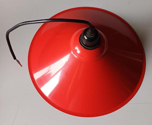 Lampkapje lampkap hanglamp rood en wit metaal Ikea 1984, Huis en Inrichting, Lampen | Lampenkappen, Zo goed als nieuw, 25 tot 50 cm