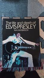 Elvis boek, The life and death of Elvis Presley., Ophalen of Verzenden, Gelezen, Artiest