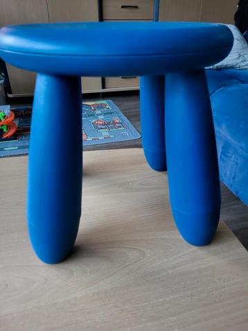 Tabouret pour enfant Mammut, bleu, Ikea 