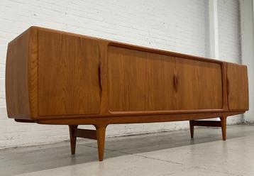 Johannes Andersen Deens Design Dressoir beschikbaar voor biedingen