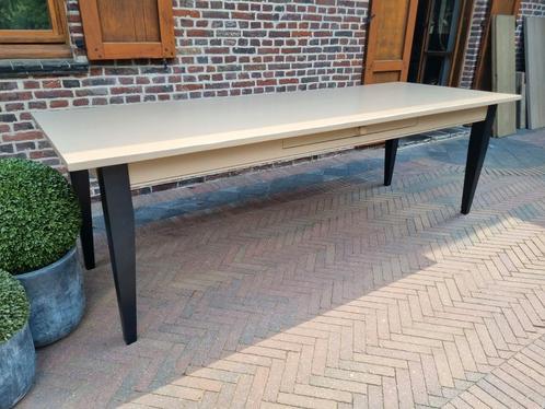 Landelijke massief houten eettafel, Huis en Inrichting, Tafels | Eettafels, Zo goed als nieuw, Ophalen of Verzenden