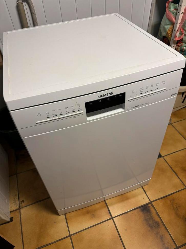 Siemens Extraklasse IQ300 vrijstaande vaatwasmachine, Elektronische apparatuur, Vaatwasmachines, Zo goed als nieuw, Ophalen