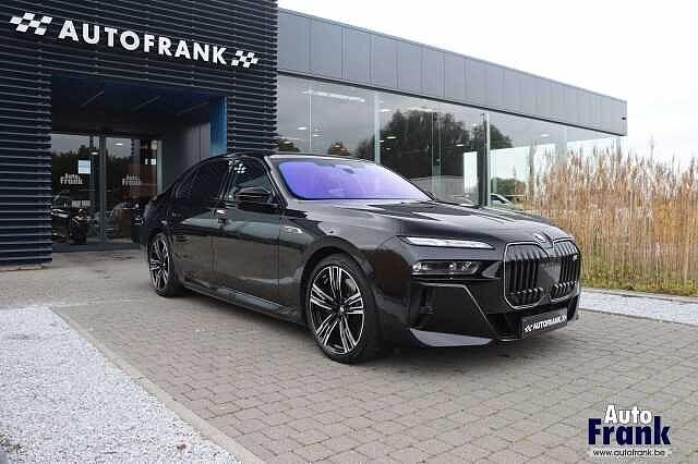 BMW i7 M70 / TV / LOUNGE SEAT / EXCT DRIVE / AUTO DEUR, Auto's, BMW, Bedrijf, Overige modellen, 4x4, ABS, Adaptieve lichten, Adaptive Cruise Control