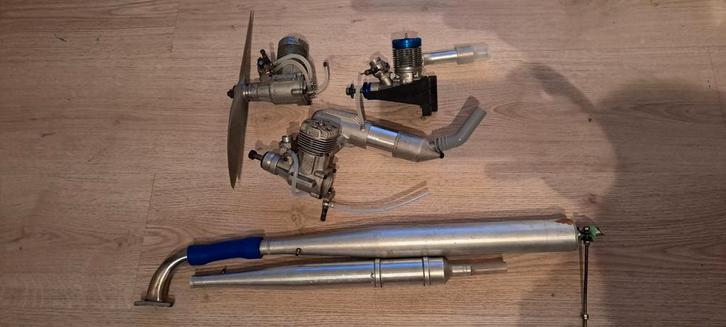 Lots moteur, Hobby en Vrije tijd, Modelbouw | Radiografisch | Vliegtuigen, Zo goed als nieuw, Ophalen