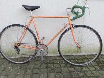 Peugeot PBN10 retro koersfiets beschikbaar voor biedingen