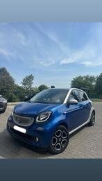 Smart ForFour - Prime - 90pk - 2015 - 99500km, Auto's, Smart, 4 deurs, Blauw, Leder, Handgeschakeld