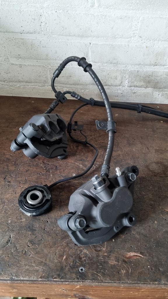 Nieuwe yamaha remklauwen voorrem remslang km teller kabel, Motoren, Onderdelen | Yamaha, Ophalen of Verzenden