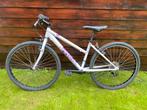 B-twin rockrider 300.  26inch wielen, Fietsen en Brommers, Gebruikt, Dames, Geen vering, Ophalen