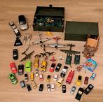 Lot speelgoed: army soldaatjes, tanks, vliegtuigen, autos, Ophalen, Zo goed als nieuw