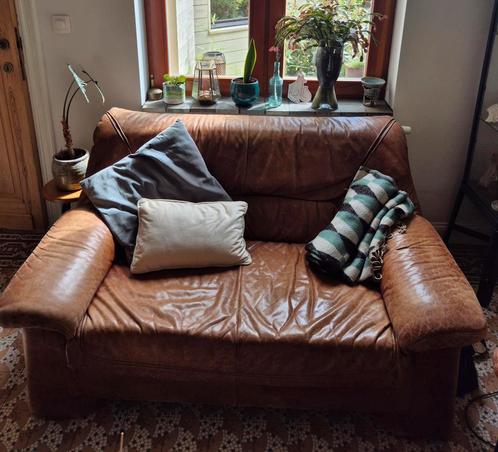 Italiaanse vintage lederen 2-zit, Huis en Inrichting, Zetels | Zetels en Chaises Longues, Gebruikt, Tweepersoons, Minder dan 150 cm