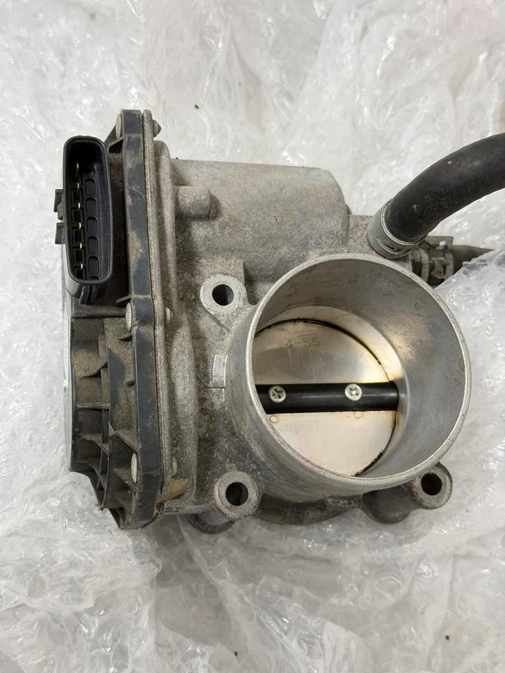 Gasklephuis 22030-37060 for 11-17 Lexus CT200h 10-21 Toyota, Auto-onderdelen, Motor en Toebehoren, Toyota, Lexus, Gebruikt, Ophalen of Verzenden