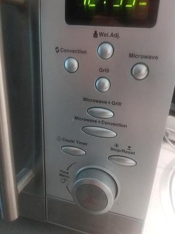 Combi hete lucht en grill microgolfoven, Elektronische apparatuur, Microgolfovens, Ophalen, Gebruikt, Microgolfoven, 60 cm of meer