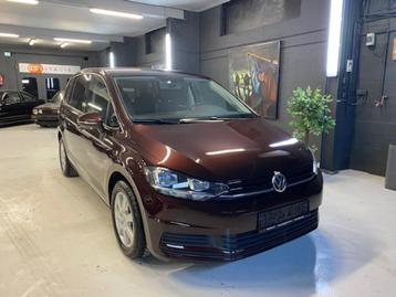 VW TOURAN ** COMFORTLINE ** BOITE AUTO**12 MOIS DE GARANTIE beschikbaar voor biedingen