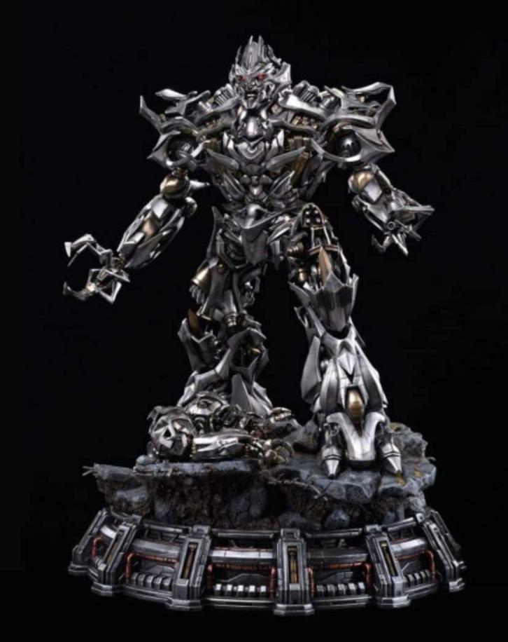 Cosmic brothers transformers megatron regular statue, Verzamelen, Transformers, Zo goed als nieuw, Overige generaties, Decepticons