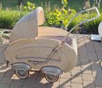 Antieke kinderwagen GERMAN "HECKER" WICKER, Antiek en Kunst, Ophalen