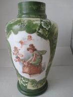 antieke opaline glazen vaas met engelen - H 33 cm, Ophalen