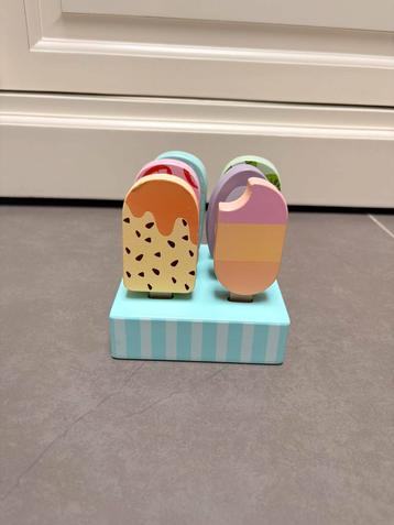 Le toy houten speelgoed ijsjes beschikbaar voor biedingen