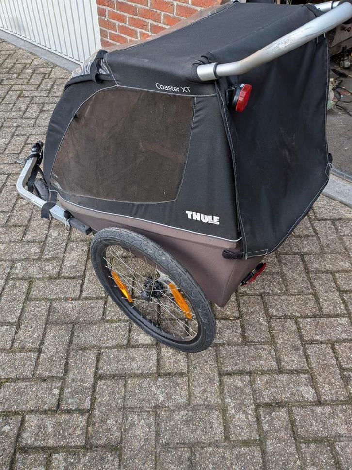 Fietskar merk Thule, Fietsen en Brommers, Fietsaccessoires | Aanhangwagens en Karren, Gebruikt, Kinderkar, 20 tot 40 kg, Vering