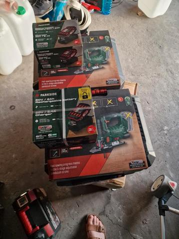 2x nieuw PARKSIDE zaagmachines te koop met en zonder accu, Enlèvement ou Envoi, Comme neuf