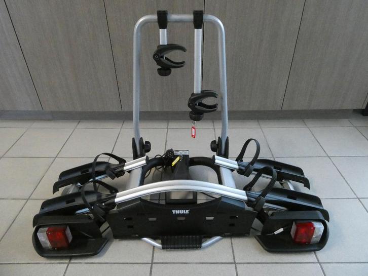 Porte-vélos Thule EW G2 EuroWay 921, Autos : Divers, Porte-vélos, Comme neuf, Support d'attelage, 2 vélos, Pneus larges, Enlèvement