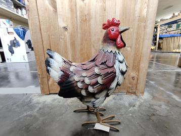 Décoration poule blanche et rouge beschikbaar voor biedingen