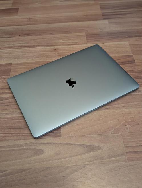 Apple MacBook Pro 16", Core(TM) i9 9th Gen, 32 GB RAM, 1 TB, Computers en Software, Apple Macbooks, Zo goed als nieuw, MacBook