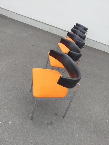 Set van 6 vintage stoelen - Italië - jaren 60 beschikbaar voor biedingen