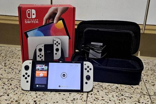 Nintendo Switch Oled, Games en Spelcomputers, Spelcomputers | Nintendo Switch, Zo goed als nieuw, Switch OLED, Met games, Ophalen