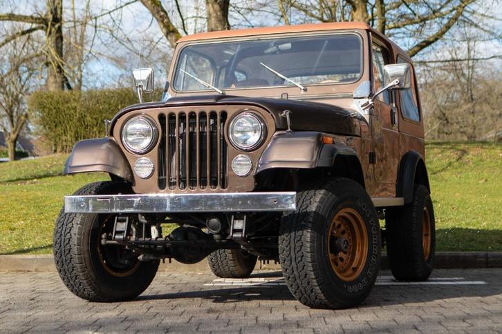 Jeep CJ-7 V8 5.7l - Volledige restauratie - Golden Eagle, Auto's, Jeep, Bedrijf, Te koop, CJ, Metaalkleur, Sportstoelen, Benzine