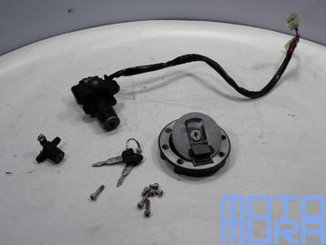 slotenset voor Yamaha YZF R1 1998 - 1999 RN01 slotset sleute beschikbaar voor biedingen