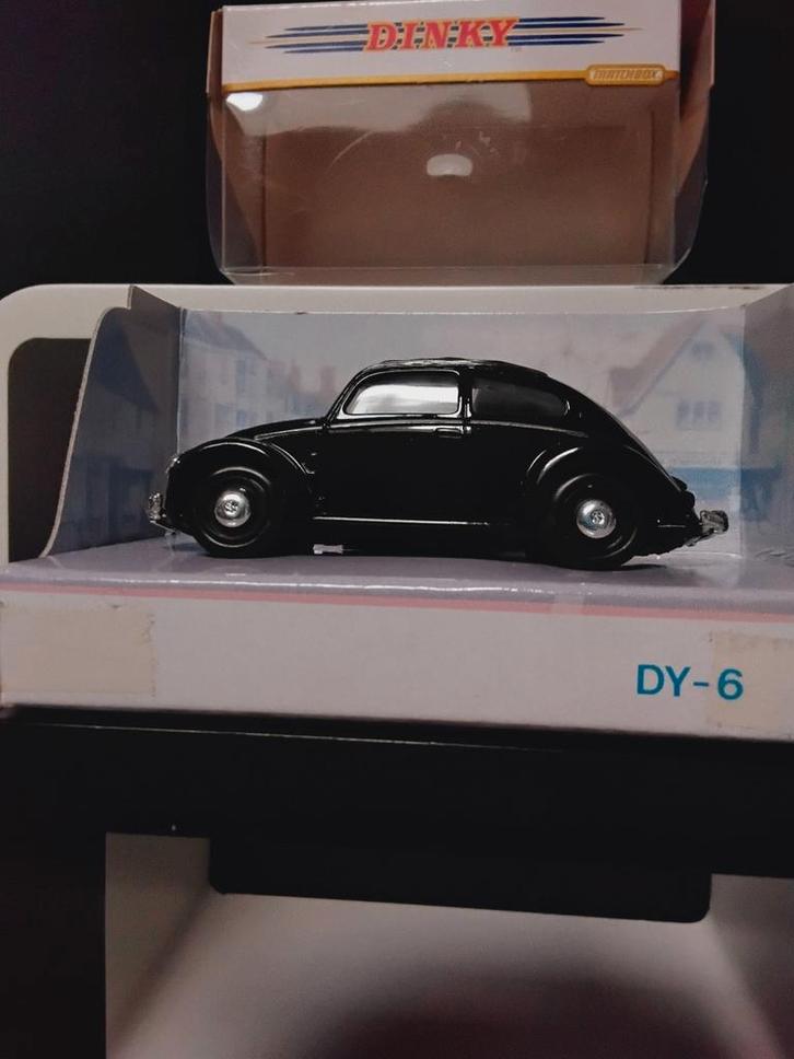 Maquette de voiture noire Volkswagen Beetle anno 1951 Dinky, Hobby & Loisirs créatifs, Voitures miniatures | 1:43, Comme neuf
