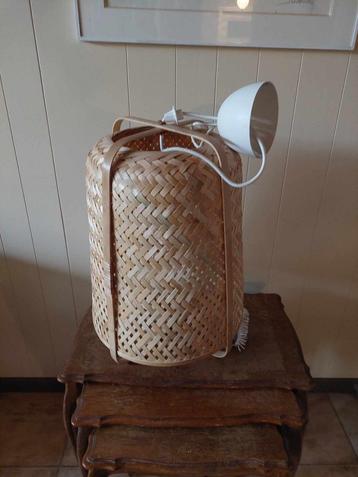 rieten hanglamp te koop, Huis en Inrichting, Lampen | Hanglampen, Ophalen, Overige materialen, 50 tot 75 cm, Landelijk