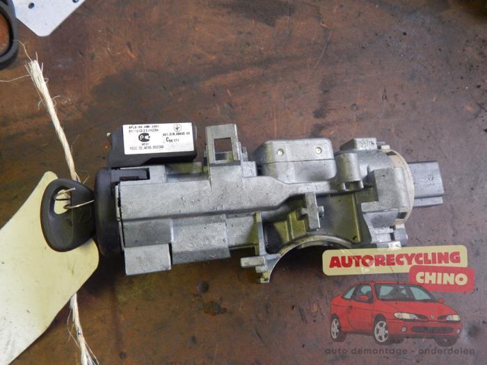 Serrure de contact + clé d'un Mazda 6, Autos : Pièces & Accessoires, Autres pièces automobiles, Mazda, Utilisé, 3 mois de garantie