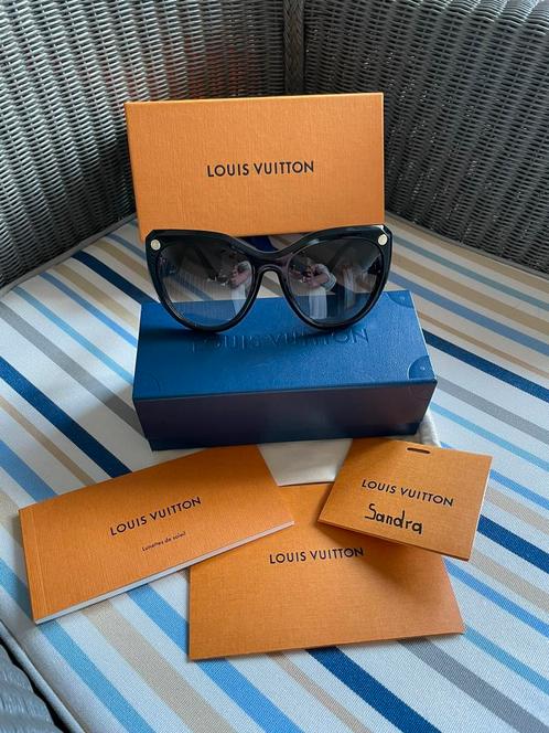 Louis Vuitton zonnebril My Fair Lady, Bijoux, Sacs & Beauté, Lunettes de Soleil & Lunettes | Femmes, Comme neuf, Lunettes de soleil