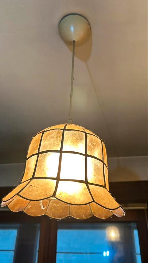 Vintage hanglamp met schelpenkap - Retro Tiffany stijl, Huis en Inrichting, Lampen | Hanglampen, Gebruikt, Ophalen