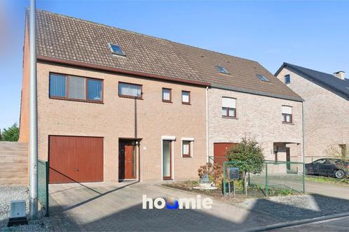 Woning te koop in Maasmechelen, Immo, Huizen en Appartementen te koop, Maasmechelen, 1000 tot 1500 m², Twee onder één kap, C