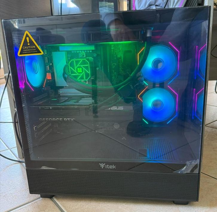 NEW !! Intel I7 265k, 32gb,RTX 5060Ti,Ssd 1tb,Waterkoeling, Computers en Software, Desktop Pc's, Nieuw, 4 Ghz of meer, HDD, SSD