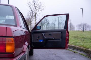 BMW E30 zwarte deurpanelen beschikbaar voor biedingen